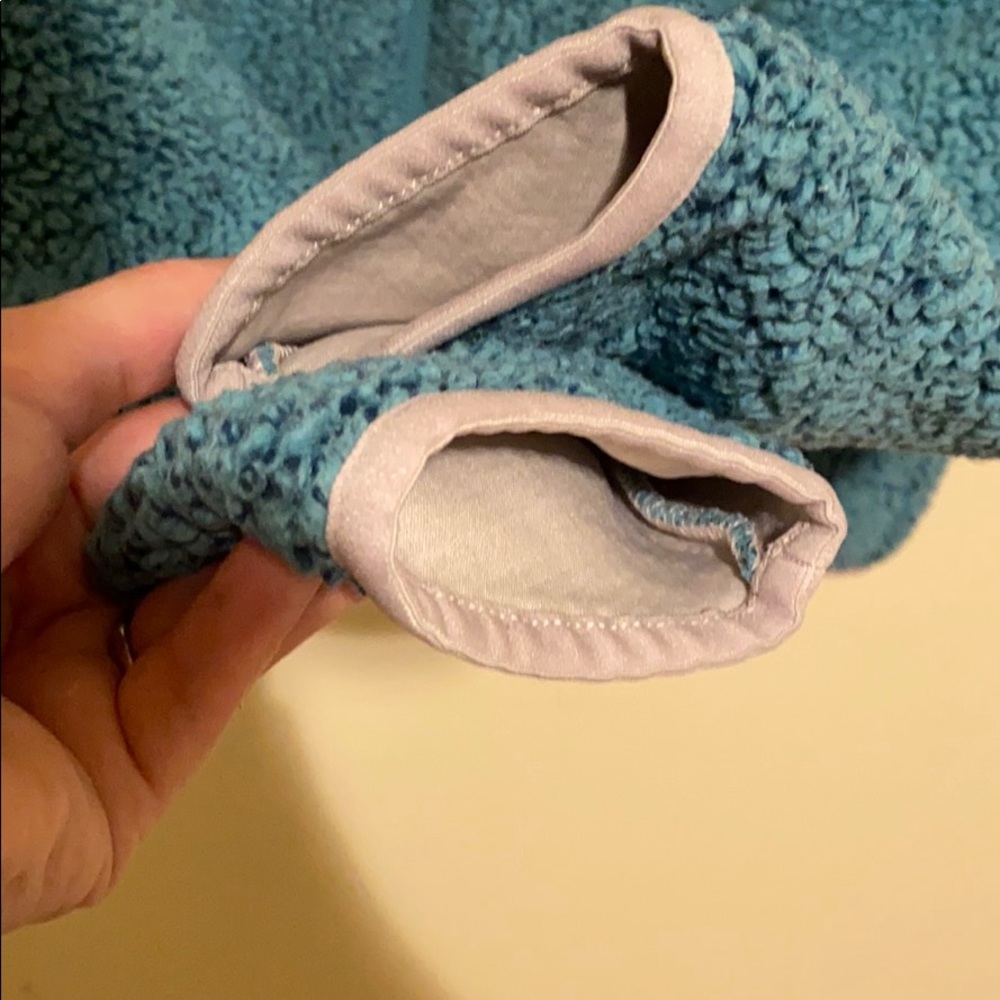 Columbia PFG Fleece - Picture 7 of 8